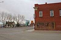 In Nanton, the two directions of Highway&nbsp;2 are one-way streets, approximately 160&nbsp;m (520&nbsp;ft) apart. A free-flowing bypass of the town is proposed.