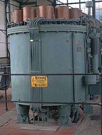 Steel-tank mercury-arc rectifier rated at 560 V, 1330 A, produced by Siemens